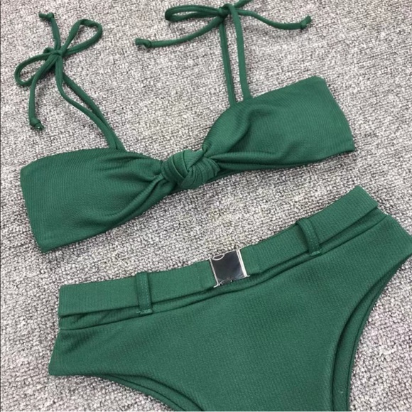 221. Green knit belt waist swimsuits - Picture 7 of 8